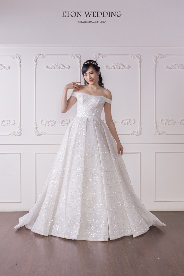 手工婚紗,婚紗出租,婚紗禮服,類婚紗,傳統婚紗,輕婚紗,生日寫真dcard,生日寫真推薦,生日照,生日寫真價錢,生日寫真拍攝,生日攝影,生日寫真風格,親子生日寫真,專業生日寫真,個人生日寫真